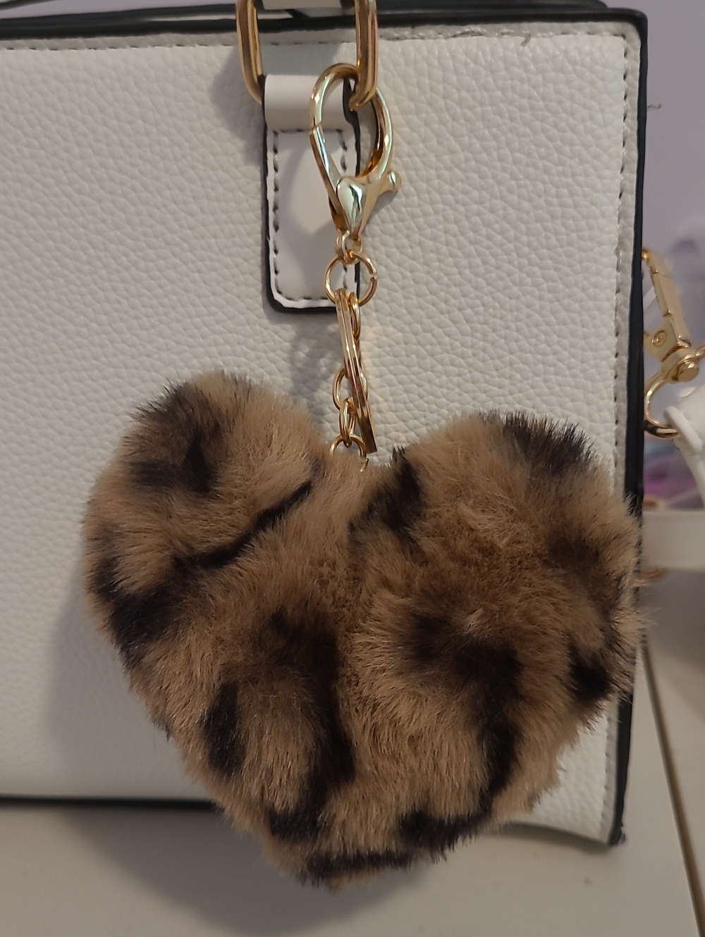 Leopard Faux Fur Heart Keychain - Tan & Black
